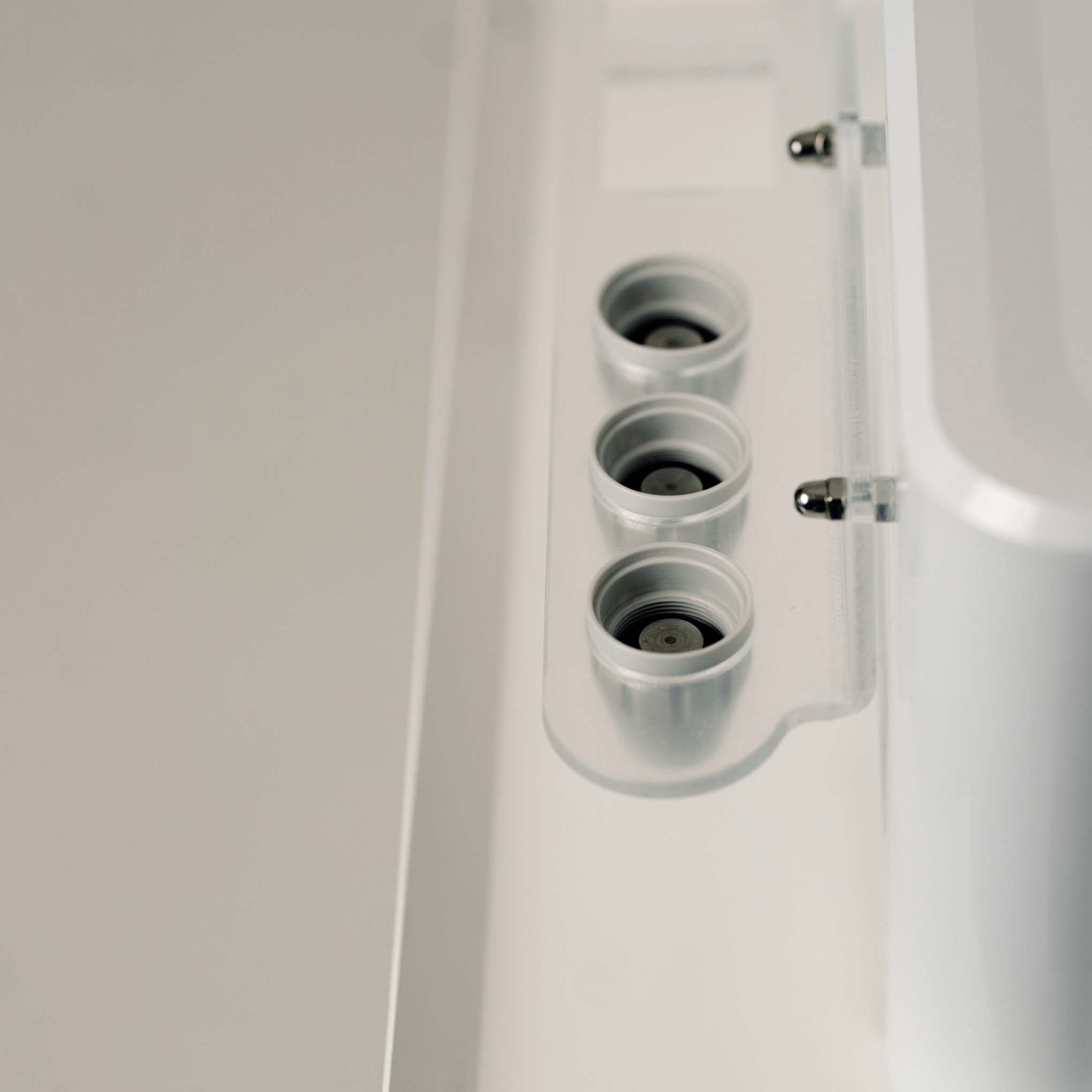 Професійний фізіотерапевтичний апарат Shock Master 2500 на мобільній стійці